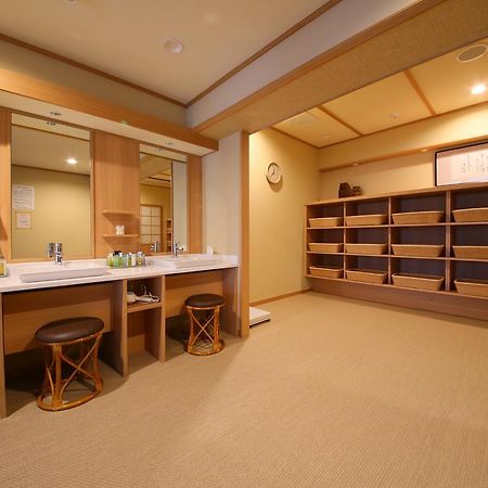 Wadoh Hotel Minano Екстериор снимка