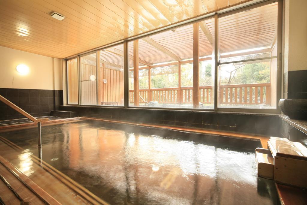 Wadoh Hotel Minano Екстериор снимка